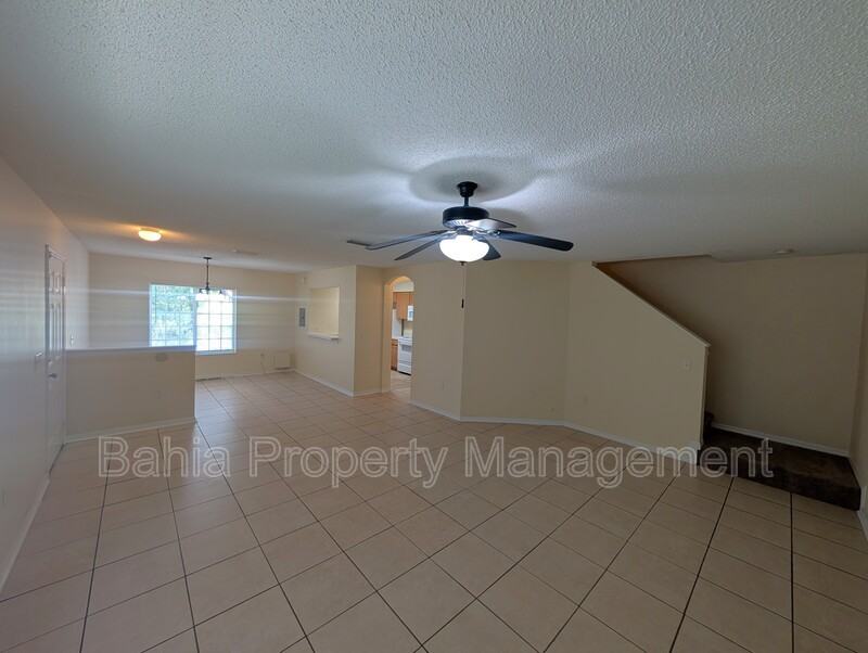 4053 Dolphin Dr - Photo 3 of 23