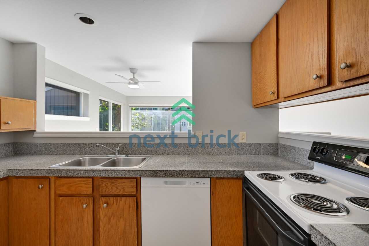 2243 14th Ave W #D - Photo 5 of 15
