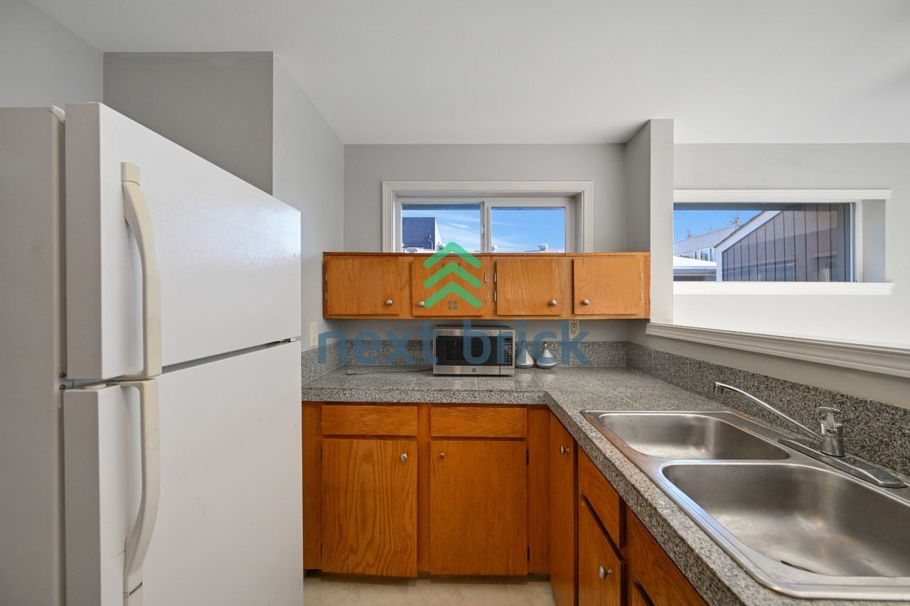 2243 14th Ave W #D - Photo 6 of 15