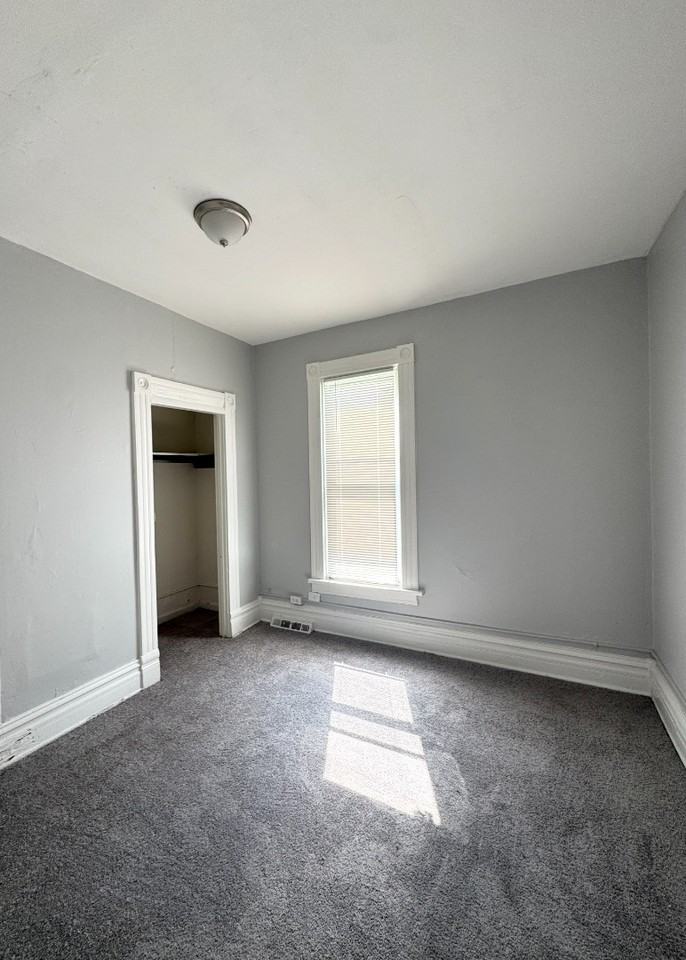 1824 Dunham St - Photo 4 of 15