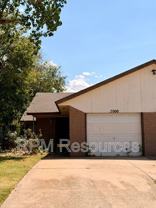 7000 Woodlake Dr - Photo 1 of 1