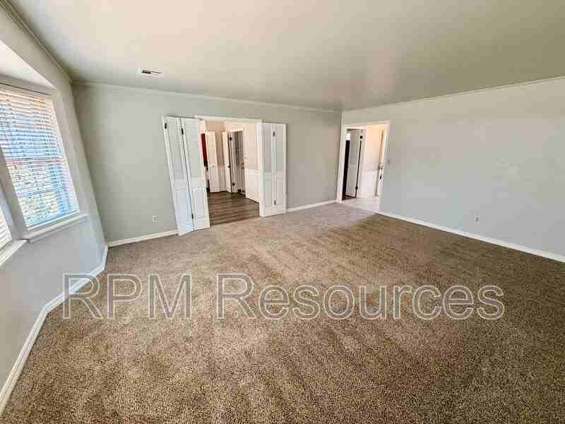 4120 Nw 44th St - Photo 5 of 22