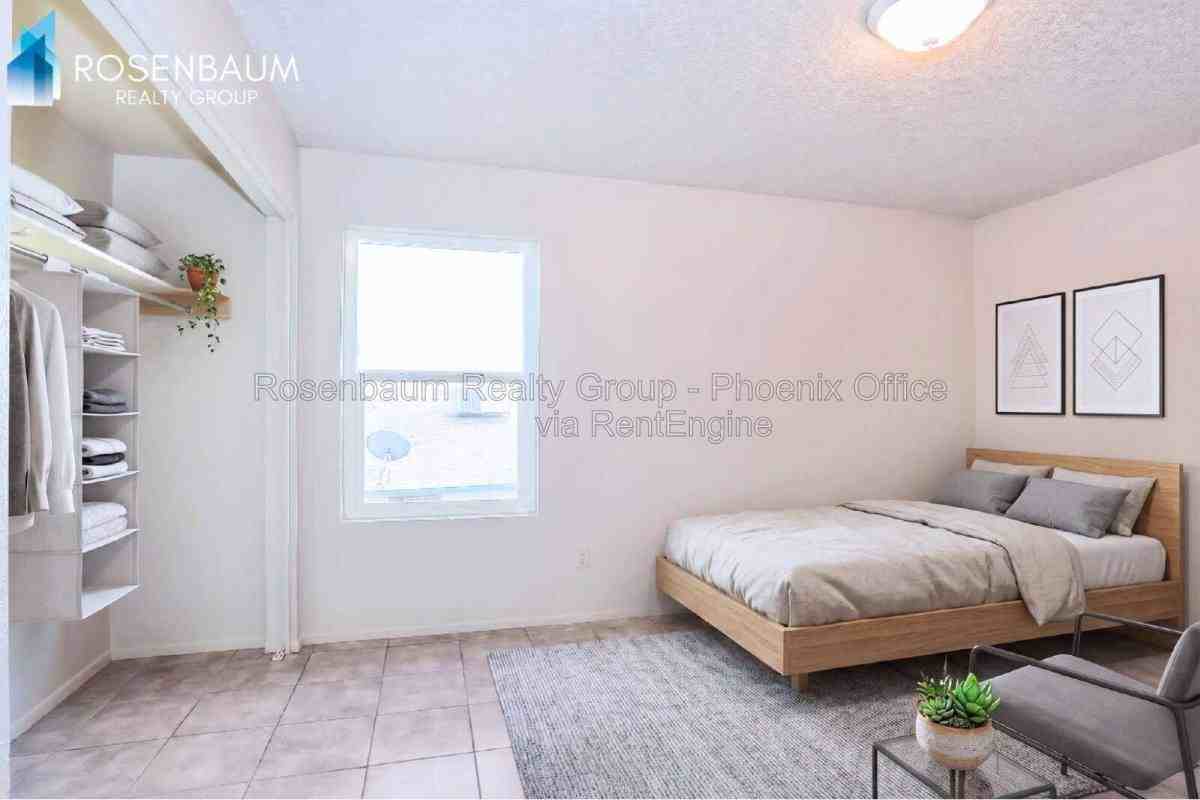 465 W Ivyglen St #112 - Photo 3 of 8