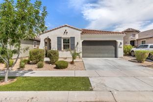2818 E Hidalgo Ave - Photo 1 of 1