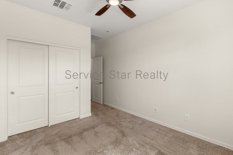 2818 E Hidalgo Ave - Photo 6 of 25