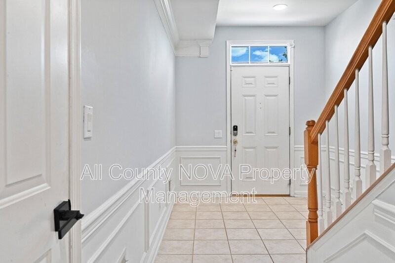 22707 High Haven Ter - Photo 5 of 48