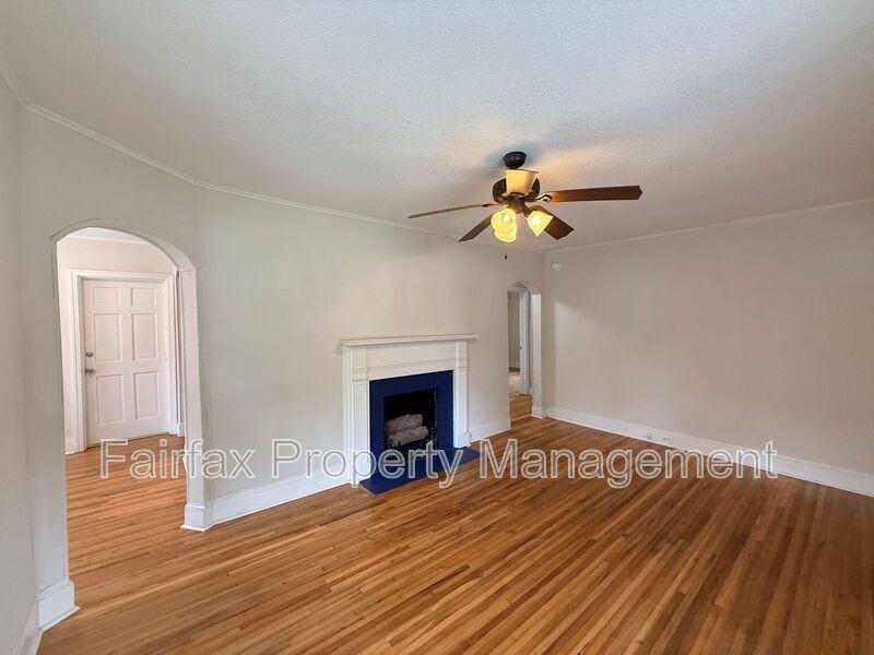 506 E Club Blvd - Photo 4 of 8
