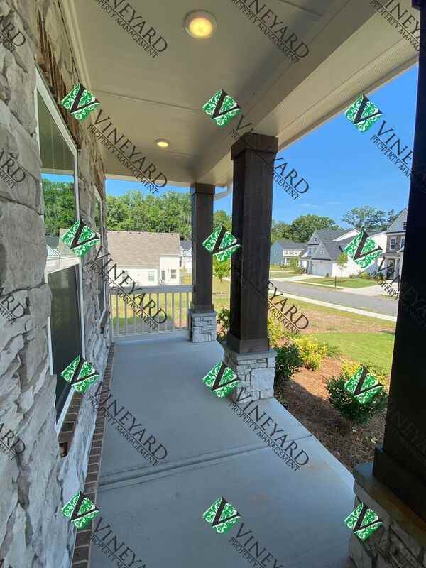 4530 Seacliff Ct - Photo 4 of 50