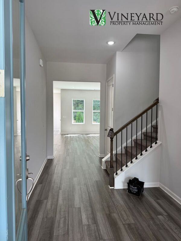265 Birchwood Row - Photo 4 of 44