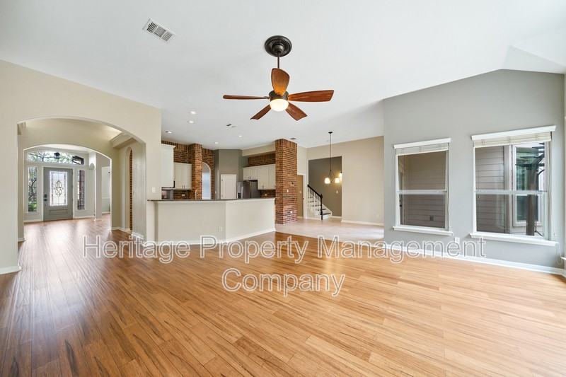 8627 Magdalena Run - Photo 7 of 48