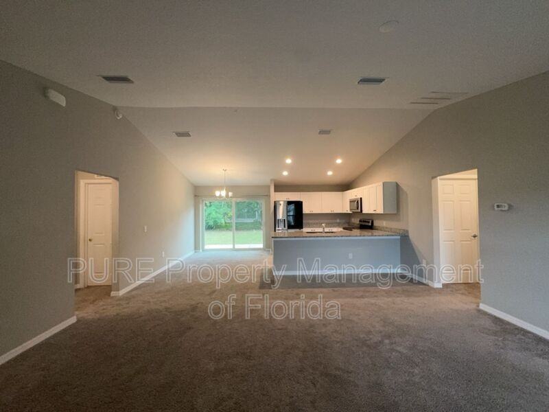 1677 Ne 161st Pl - Photo 3 of 47