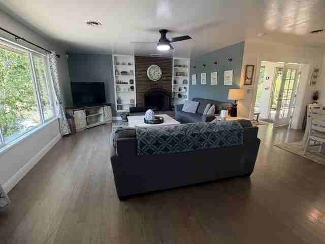 12931 Ridge View Dr - Photo 2 of 27