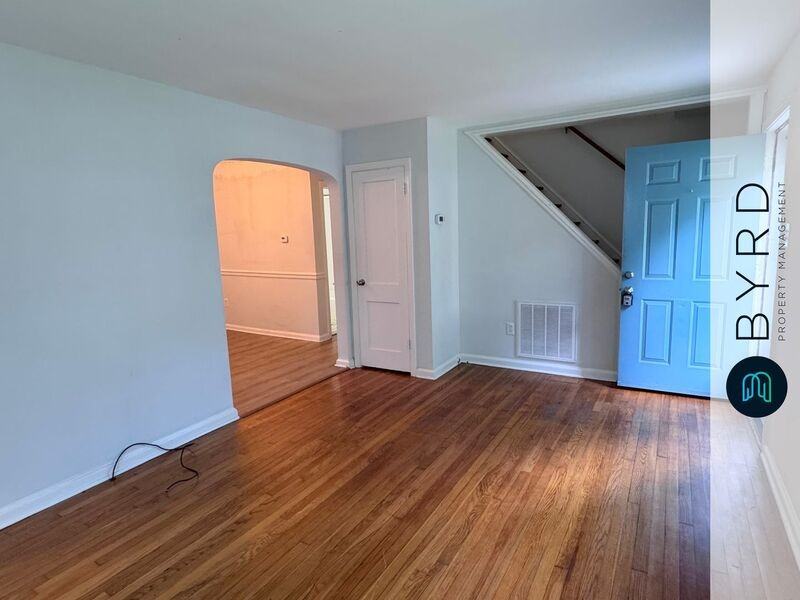 6515 Stuart Ave - Photo 5 of 26