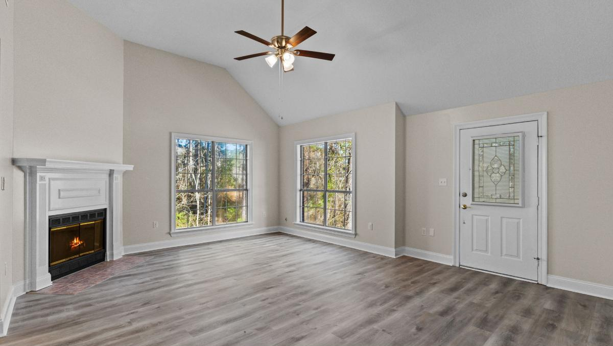 26 Creekside - Photo 3 of 15