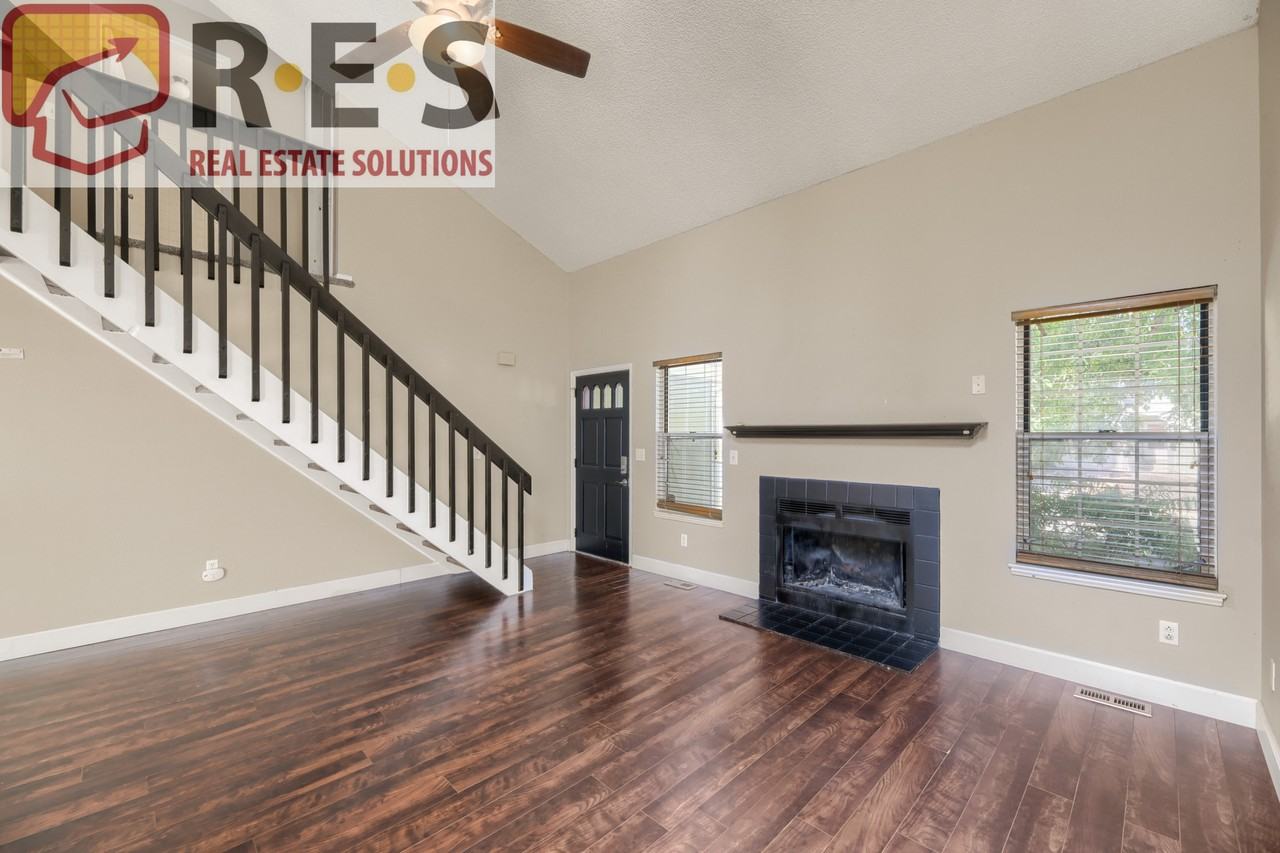 17910 E Cornell Dr - Photo 5 of 17