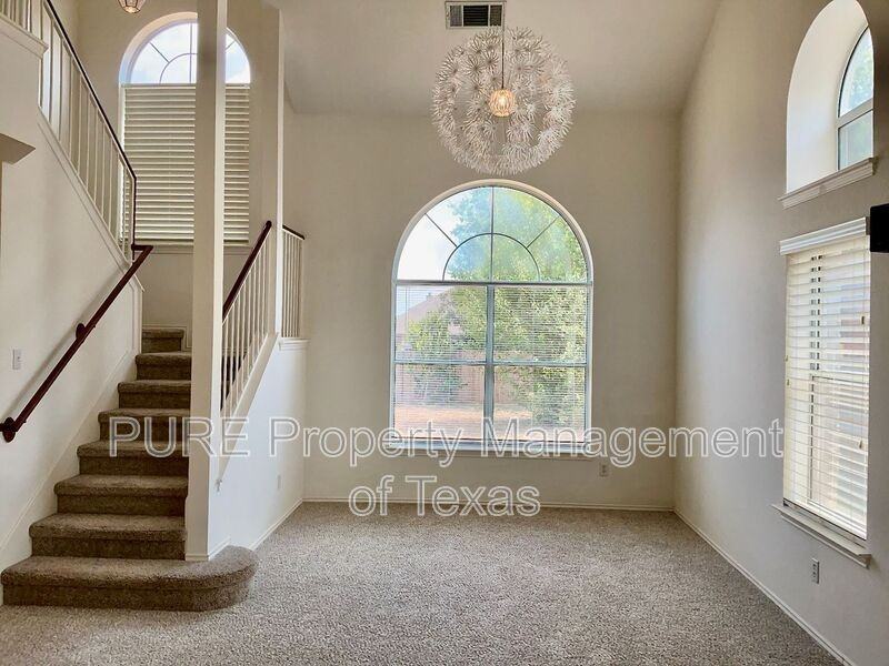 3123 Jazz St - Photo 6 of 28