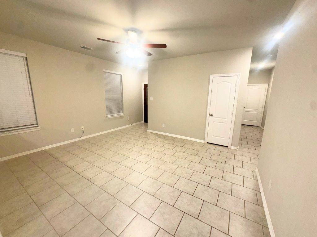 25734 Boxwood Hedge Ln - Photo 2 of 12