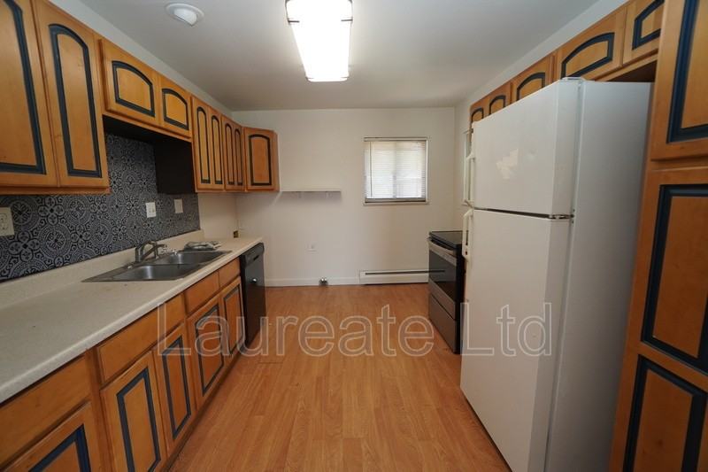 1345 Quitman St #B - Photo 6 of 12