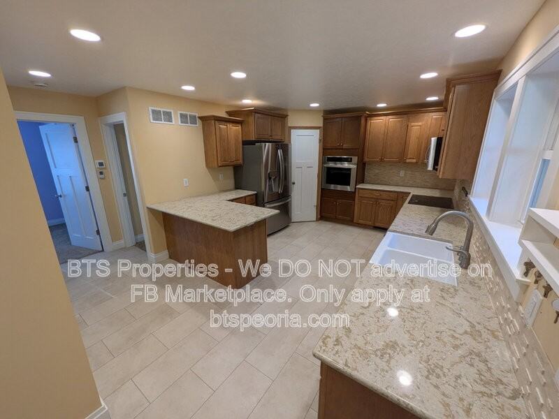 3612 N Harvard Ave - Photo 2 of 34