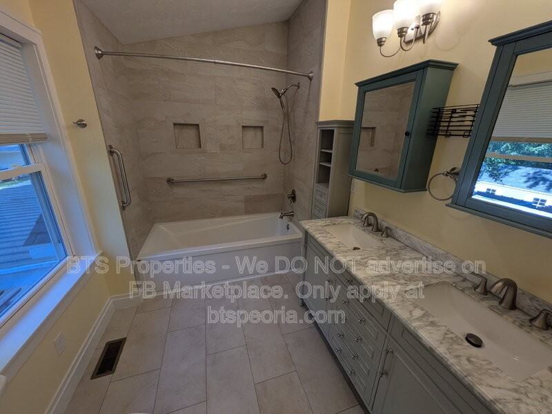 3612 N Harvard Ave - Photo 7 of 34