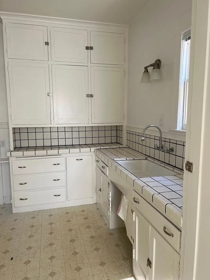 500 Templeton Ave #2 - Photo 3 of 17
