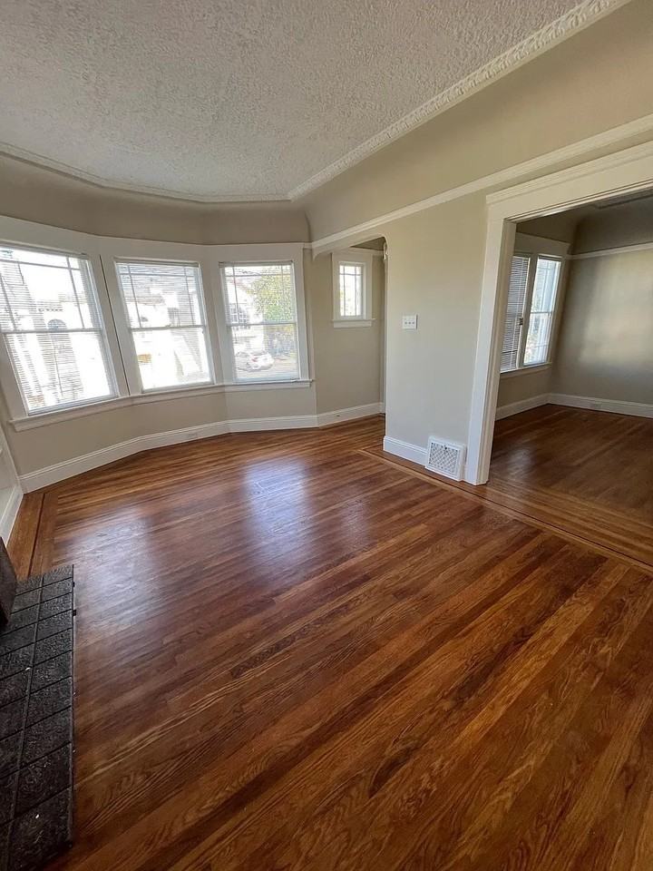 500 Templeton Ave #2 - Photo 4 of 17