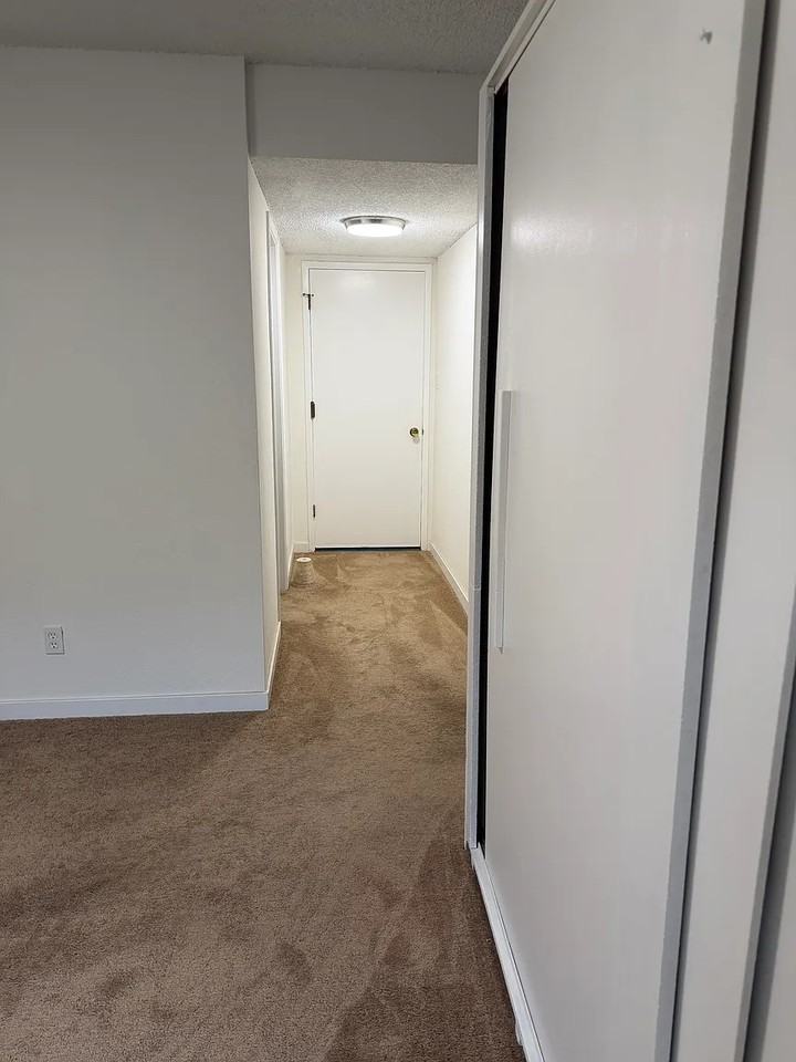 393 E Moltke St - Photo 3 of 27