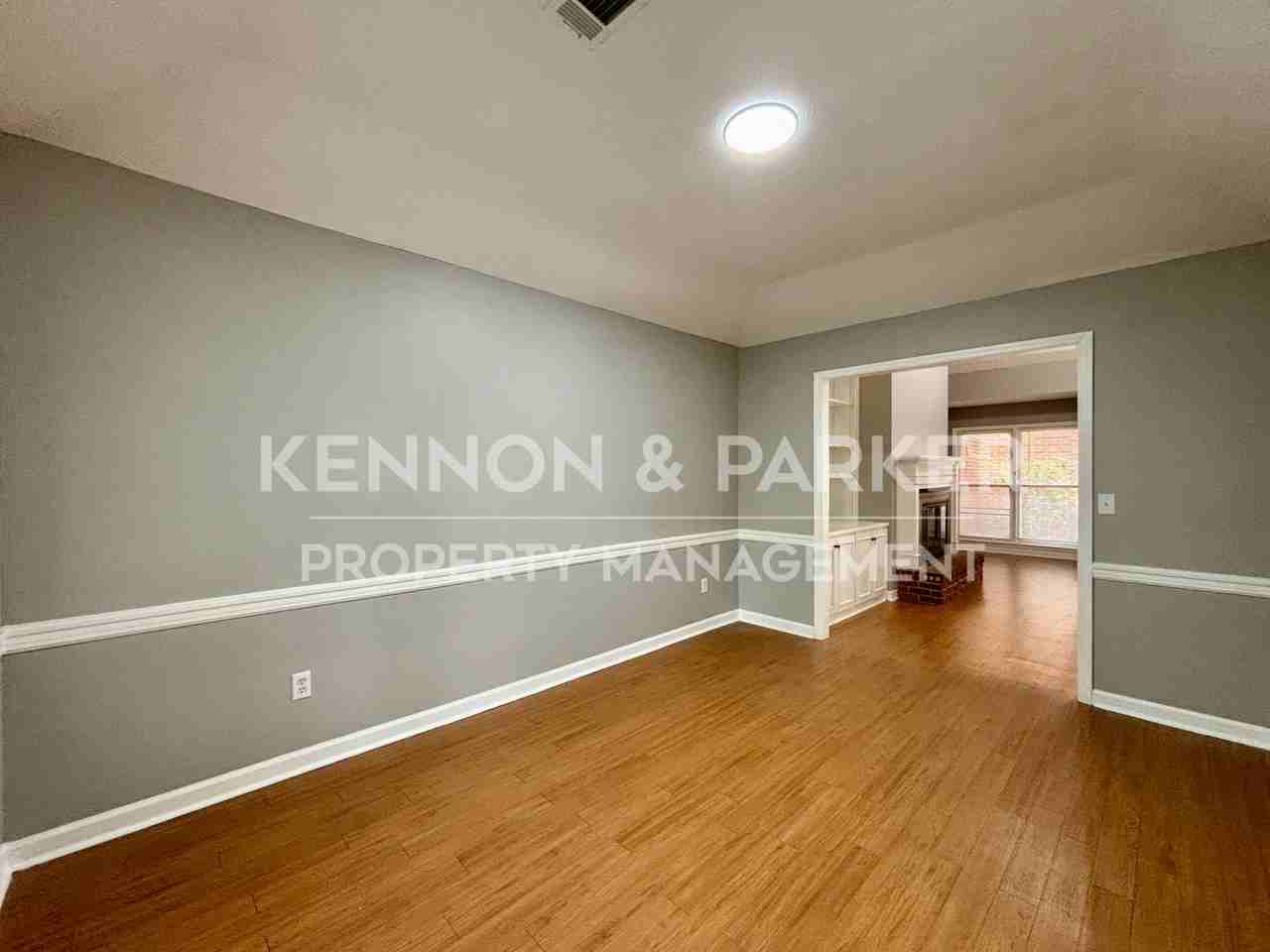 6 Maryland Ct #B - Photo 4 of 18