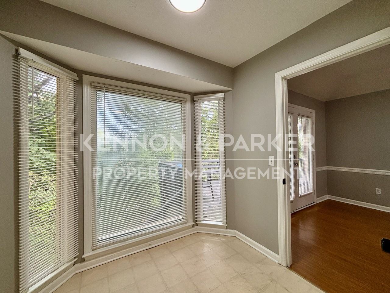 6 Maryland Ct #B - Photo 5 of 18