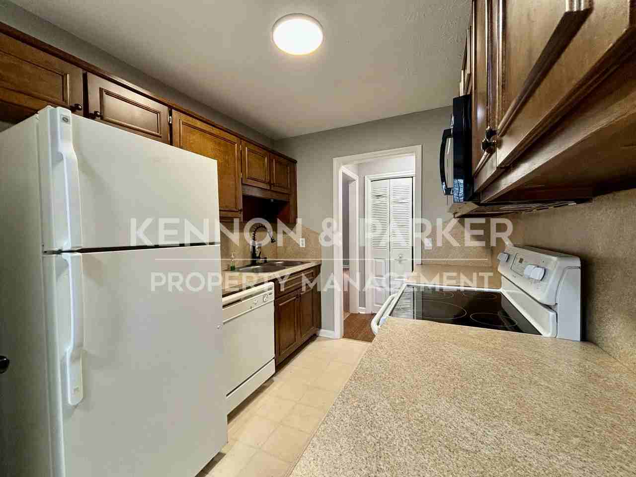 6 Maryland Ct #B - Photo 6 of 18