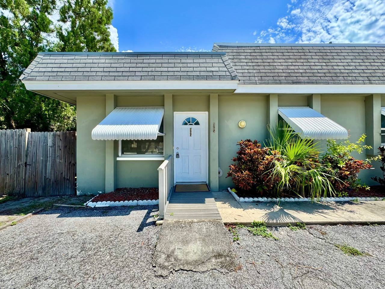 865 Trotter Rd - Photo 2 of 20