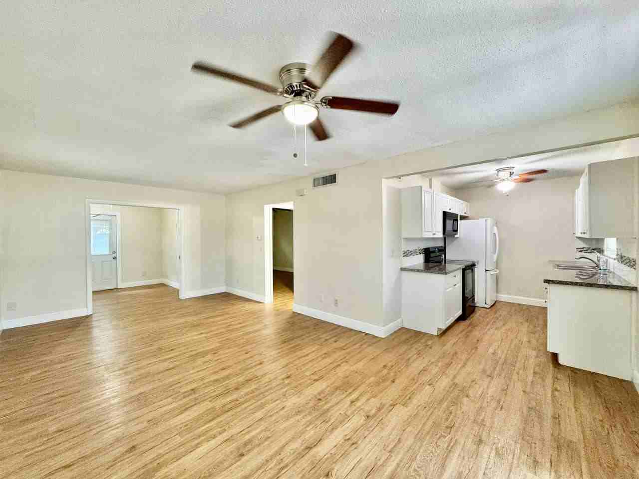 865 Trotter Rd - Photo 6 of 20