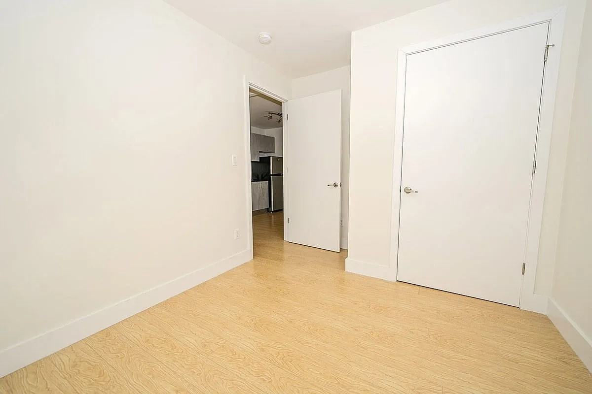 853 Monroe St #7B - Photo 2 of 3