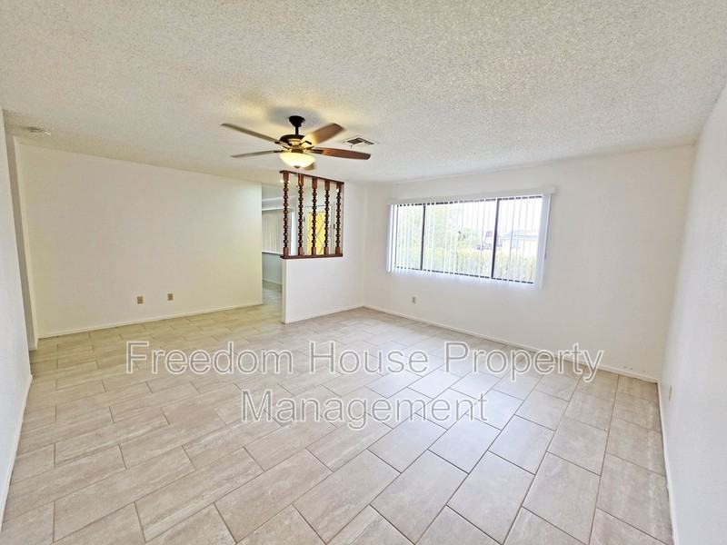 721 E Calvada Blvd - Photo 6 of 36