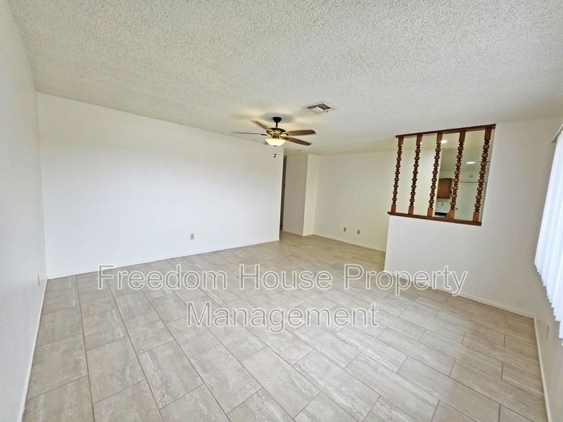 721 E Calvada Blvd - Photo 7 of 36