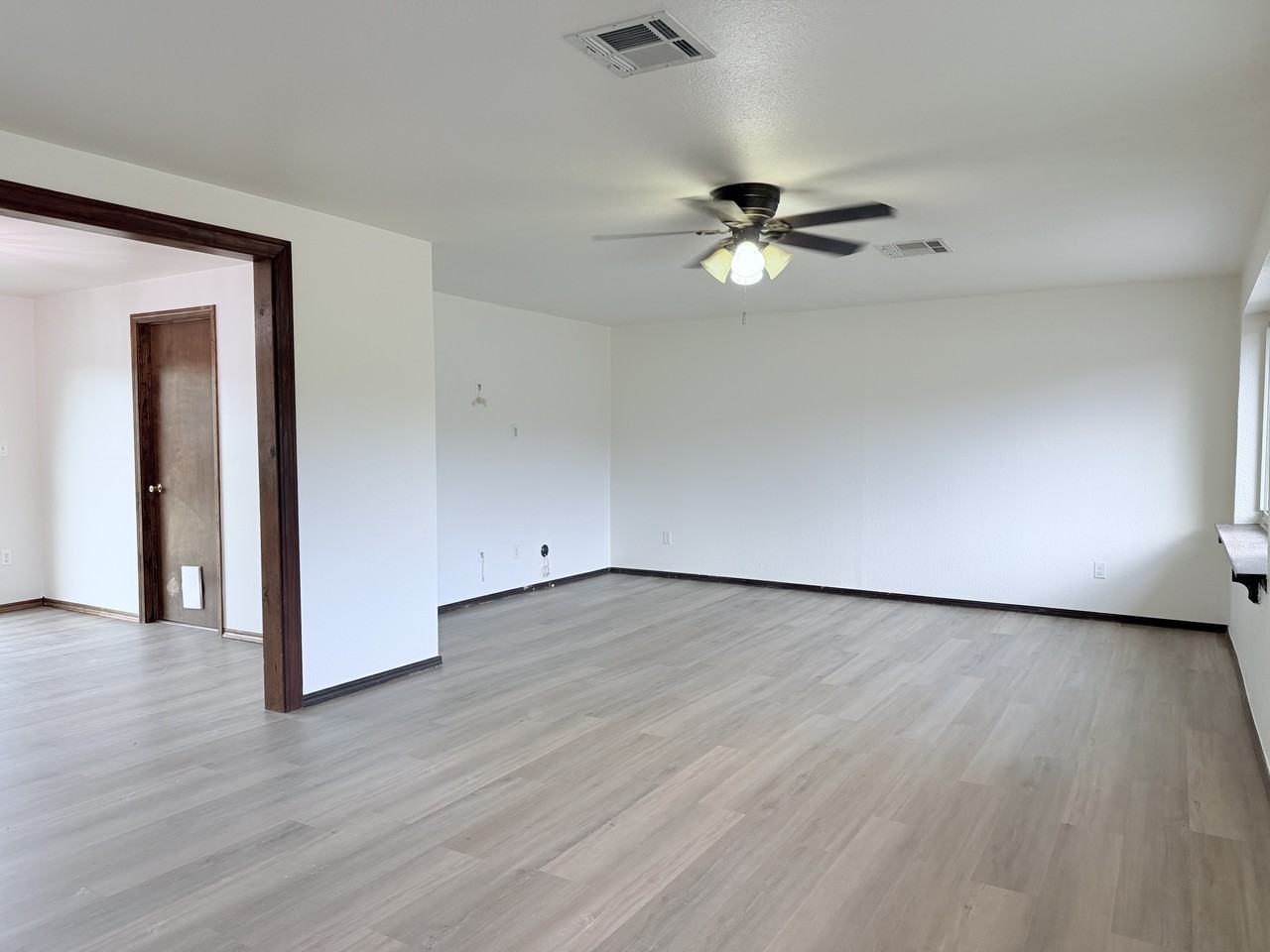 3401 Oak Valley Dr #NA - Photo 4 of 28