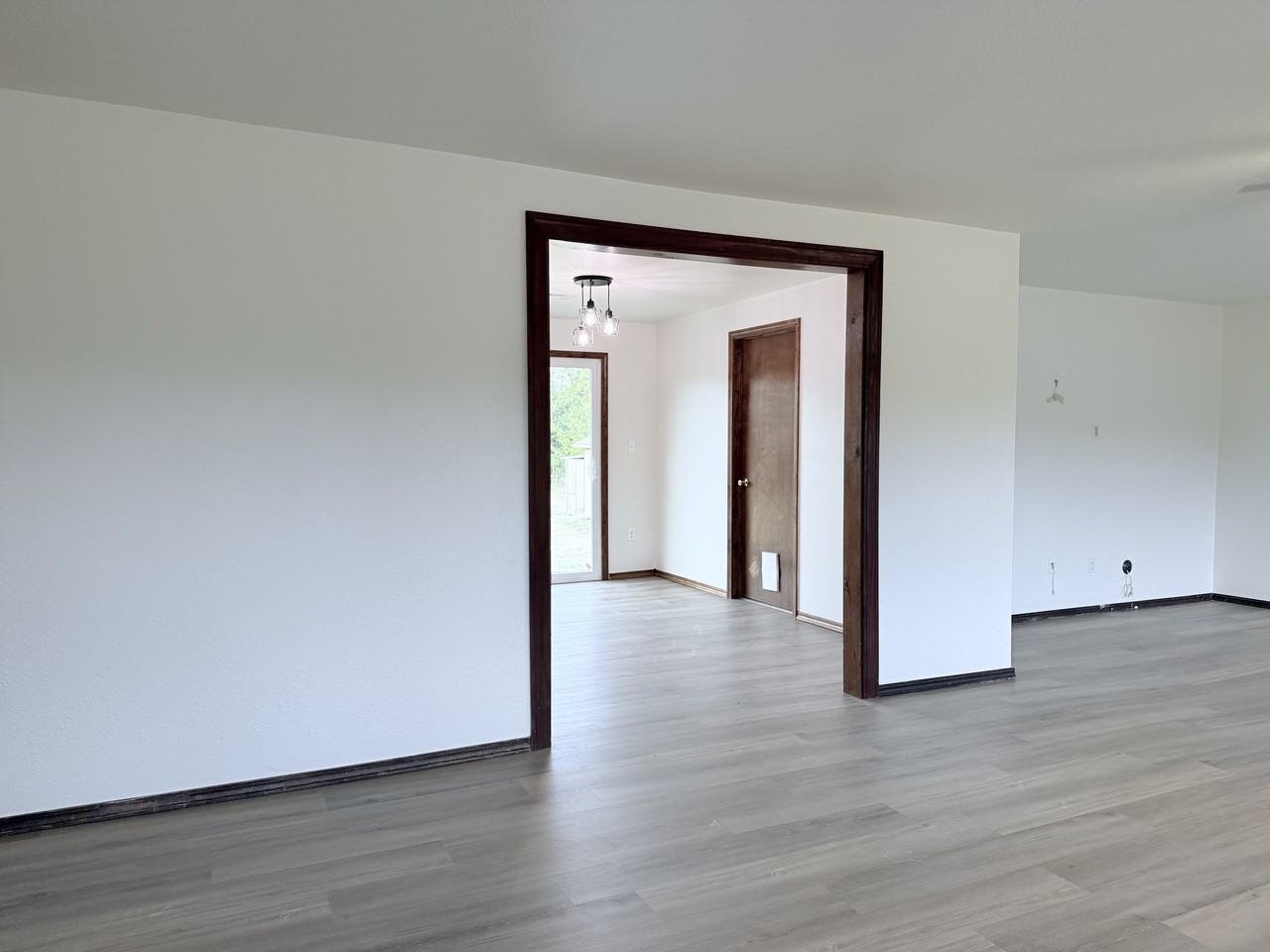 3401 Oak Valley Dr #NA - Photo 5 of 28