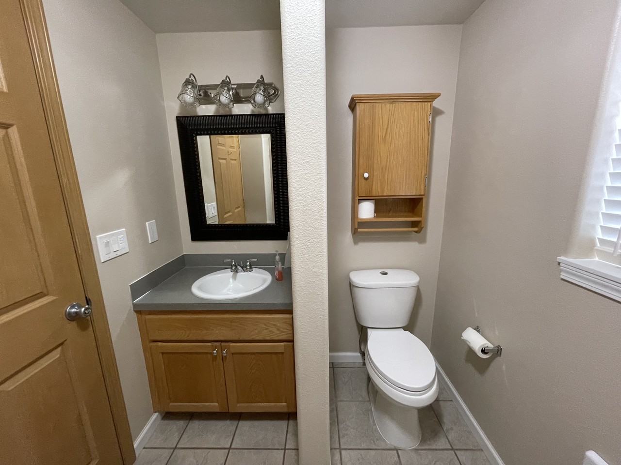 2615 A St #B - Photo 6 of 11