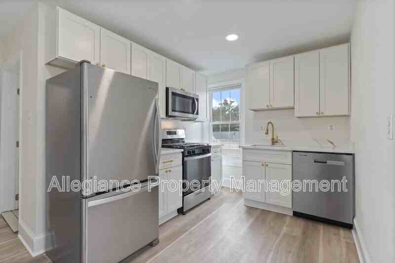 1506B Mount Vernon Ave - Photo 6 of 24