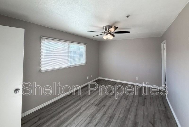 6301 W Earll Dr - Photo 3 of 18