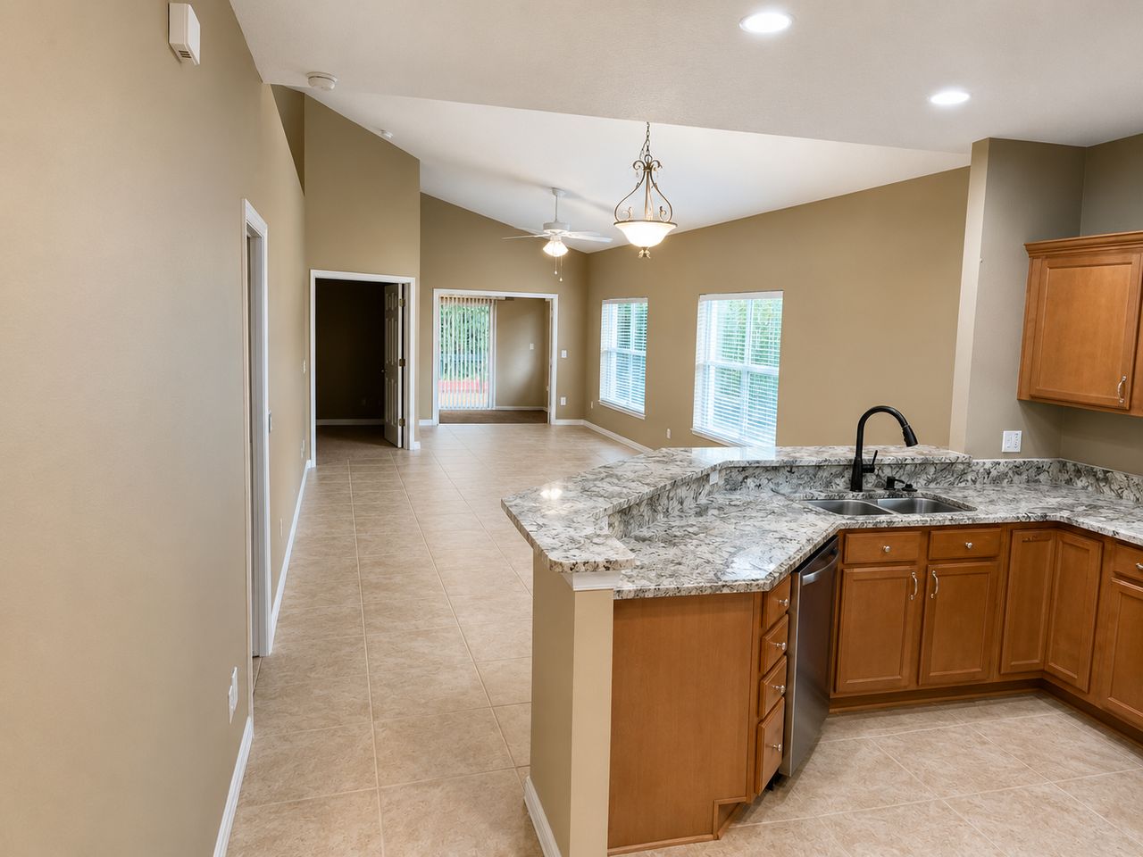 8007 Saint Andrews Way #NA - Photo 4 of 22