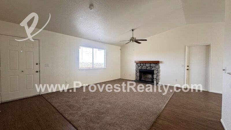 8821 Joshua St - Photo 6 of 27