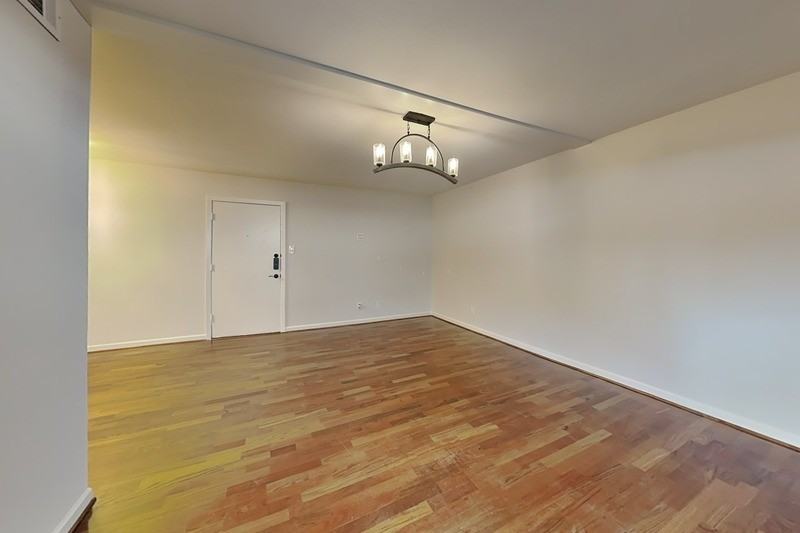 505 Westcott St #102 - Photo 3 of 14