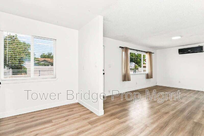 1718 Grand Ave - Photo 6 of 16