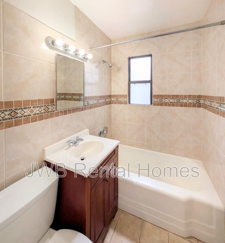 1425 Ron Rd - Photo 7 of 12