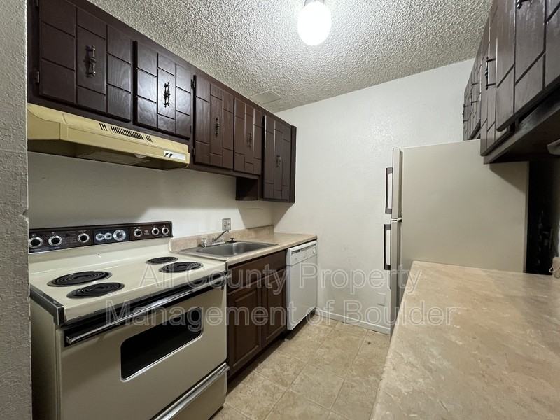 3030 Oneal Pkwy #R33 - Photo 3 of 15