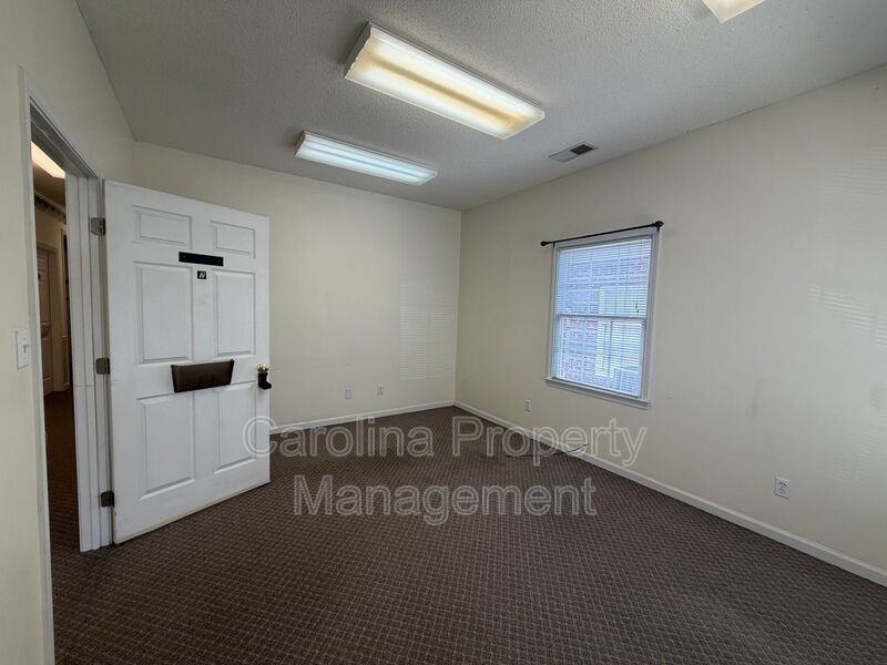 1554 Union Rd #7 - Photo 6 of 9