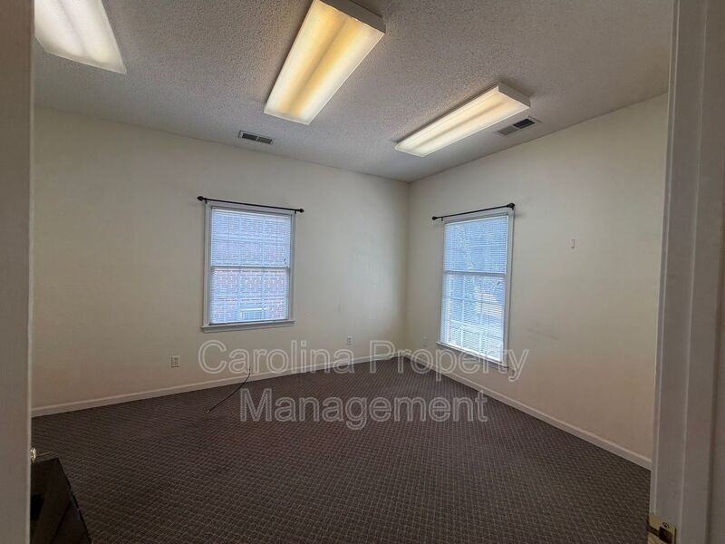 1554 Union Rd #7 - Photo 7 of 9