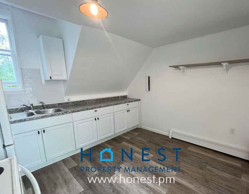 7 Bennett St #3 - Photo 2 of 12
