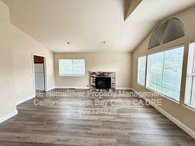 8878 Lebec Ln - Photo 3 of 14